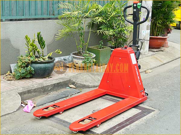Xe nâng tay điện thấp bán tự động 1.5 tấn NOBLELIFT MỚI 100%